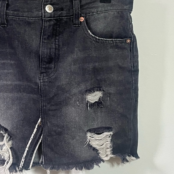 We The Free Black Distressed Skirt Sz 25 - Picture 4 of 8